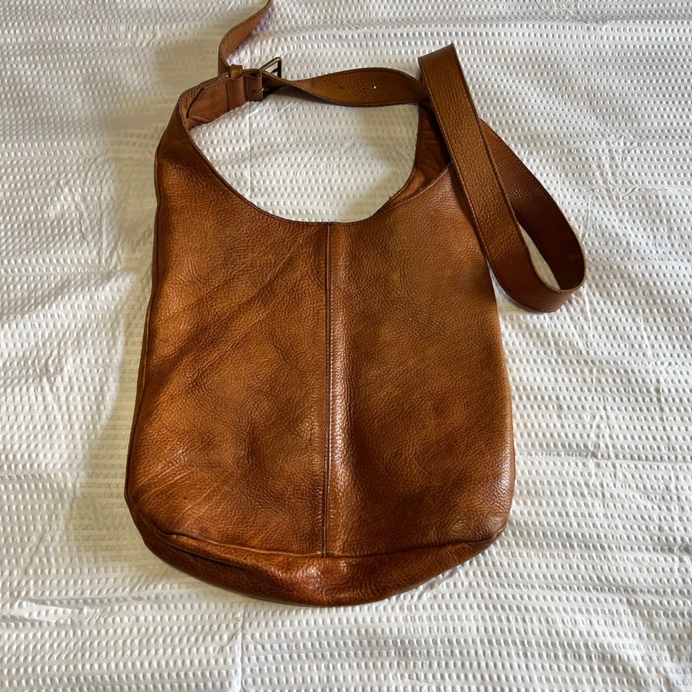 Duluth Trading Co Lifetime Leather Crossbody Bag – Genuine Leather - Picture 2 of 6